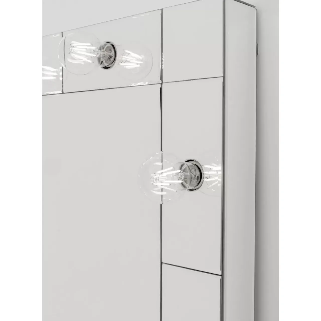 KARE Design Leuchtobjekte-Standspiegel Make Up 160X80